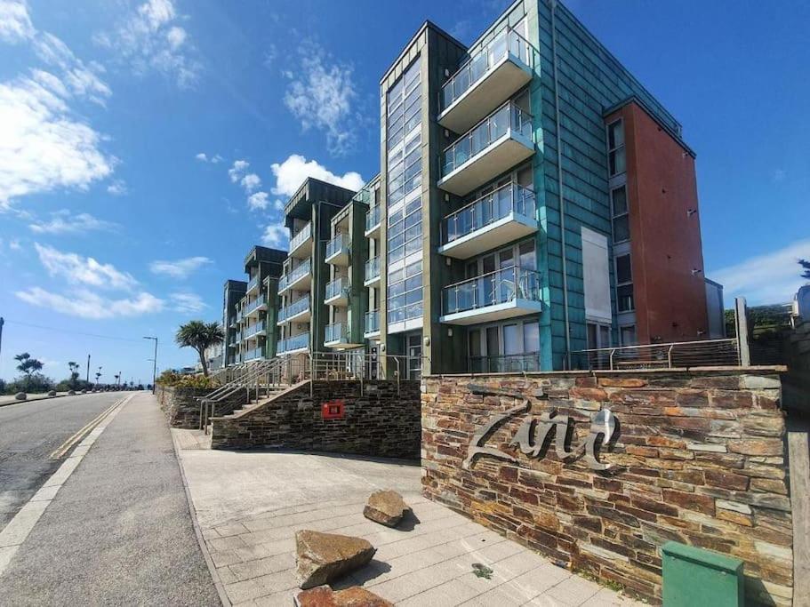 Modern Apartment, Fistral Beach New Quay Екстериор снимка